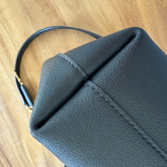 YSL Shopping Saint Laurent Toy tote - Picture 10 of 16